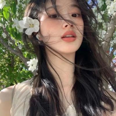 穿成女反派老公求我当厂长